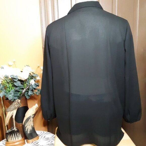 Maggie Barnes Women's Black Button Down size 22W - Picture 4 of 11